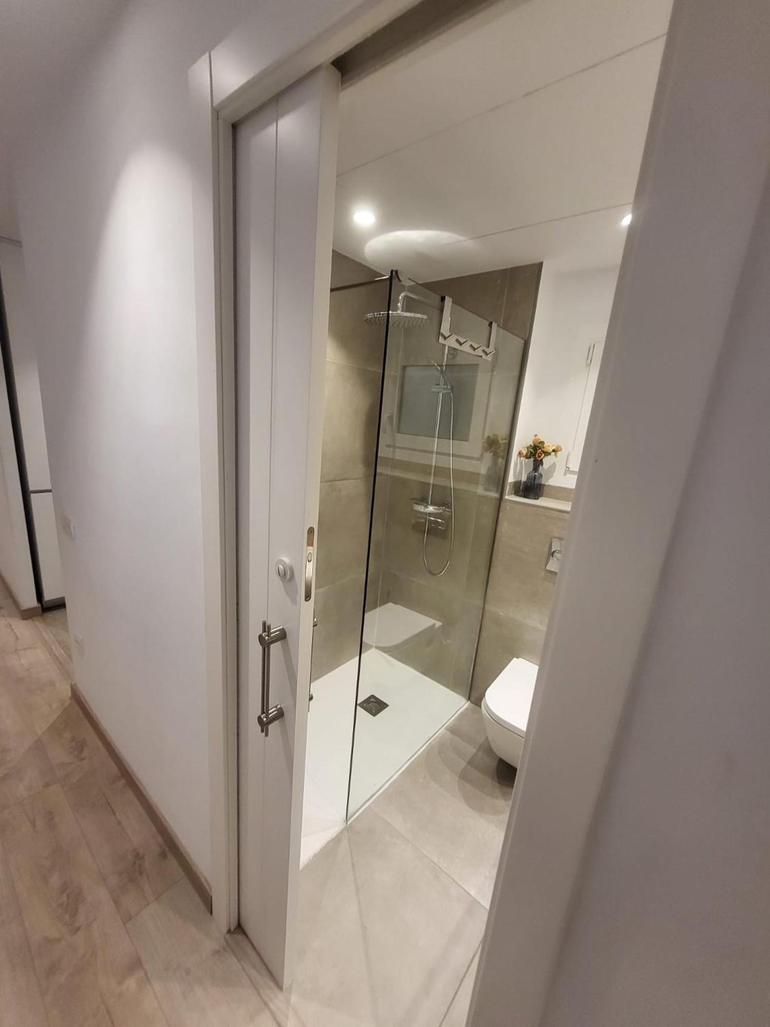 Turistic Girona - Piso De 1, 2 O 3 Habitaciones エクステリア 写真